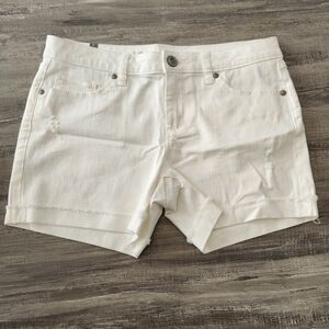 NWOT Lauren Conrad White Shorts